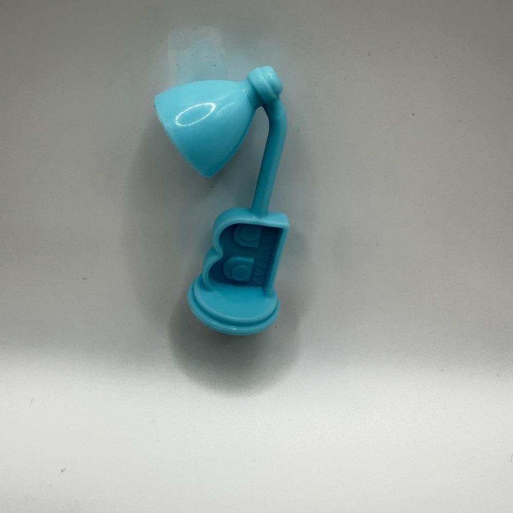 Replacement Blue  "B" desk lamp for the 2021 Mattel Barbie Playset - Picture 7 of 9